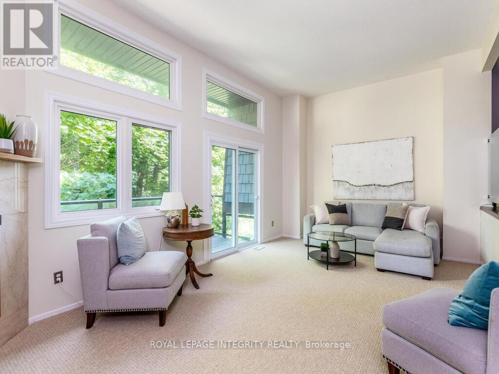 27 - 655 Richmond Road