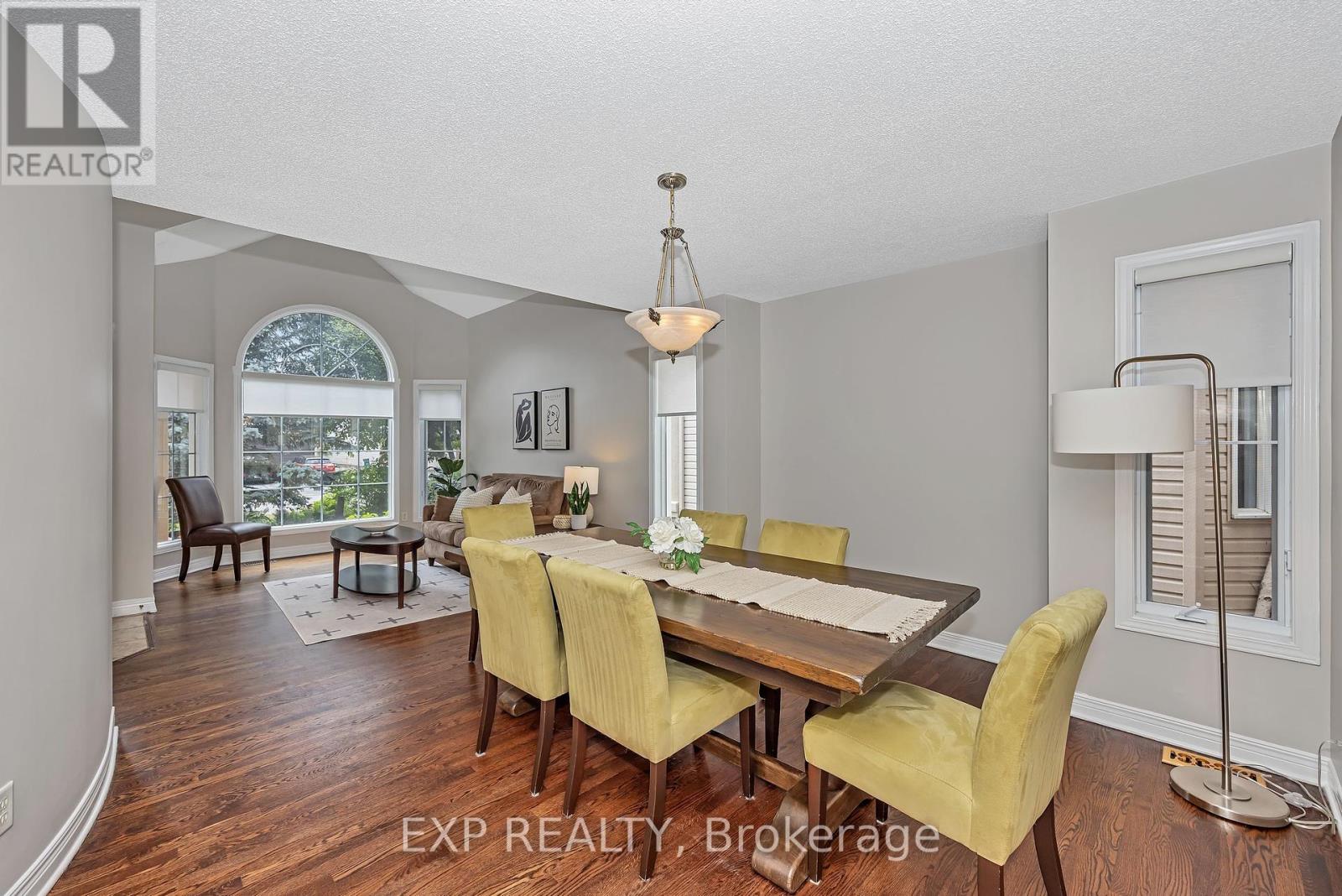 3722 Mountain Meadows Crescent N