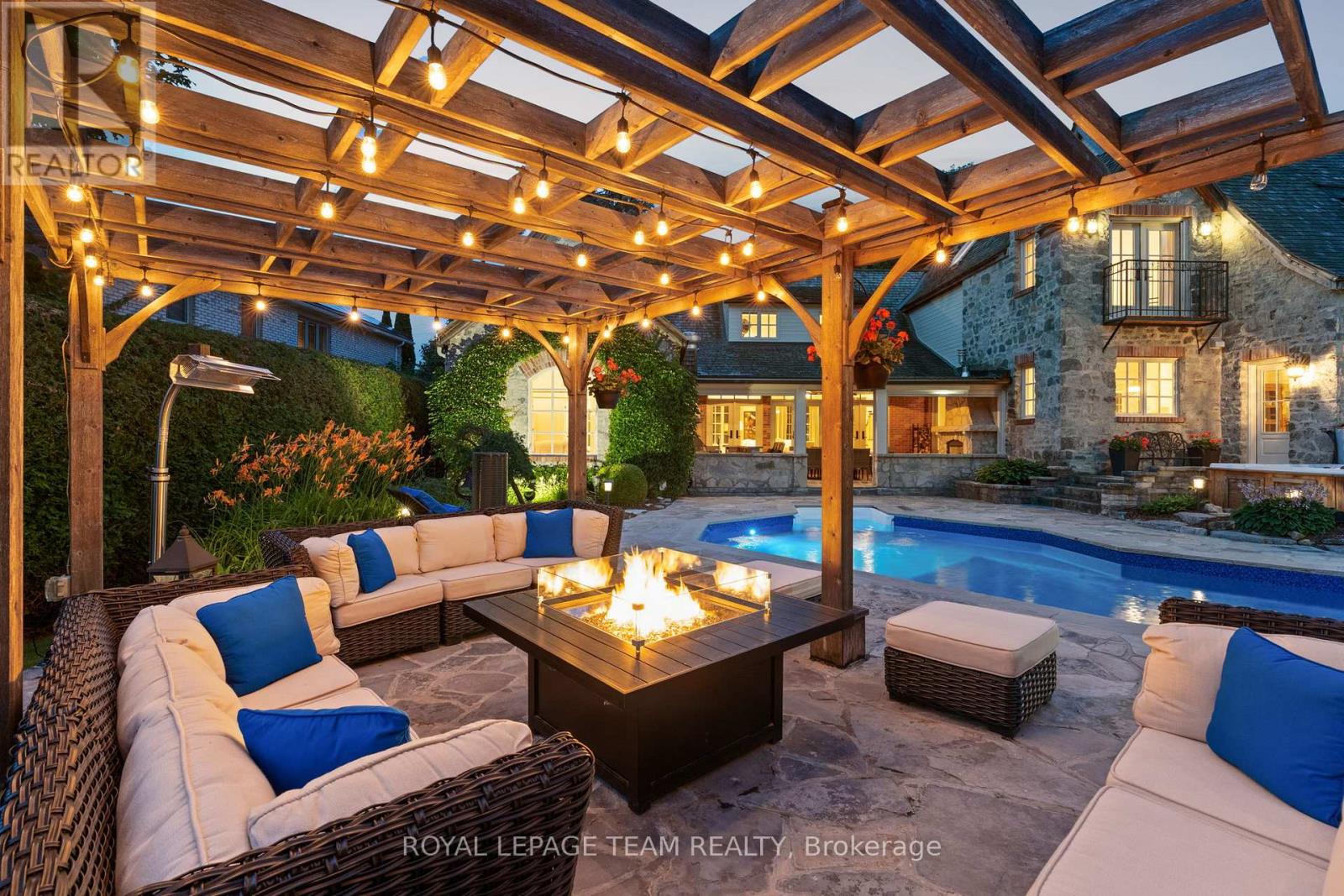 5572 Carrison Drive
