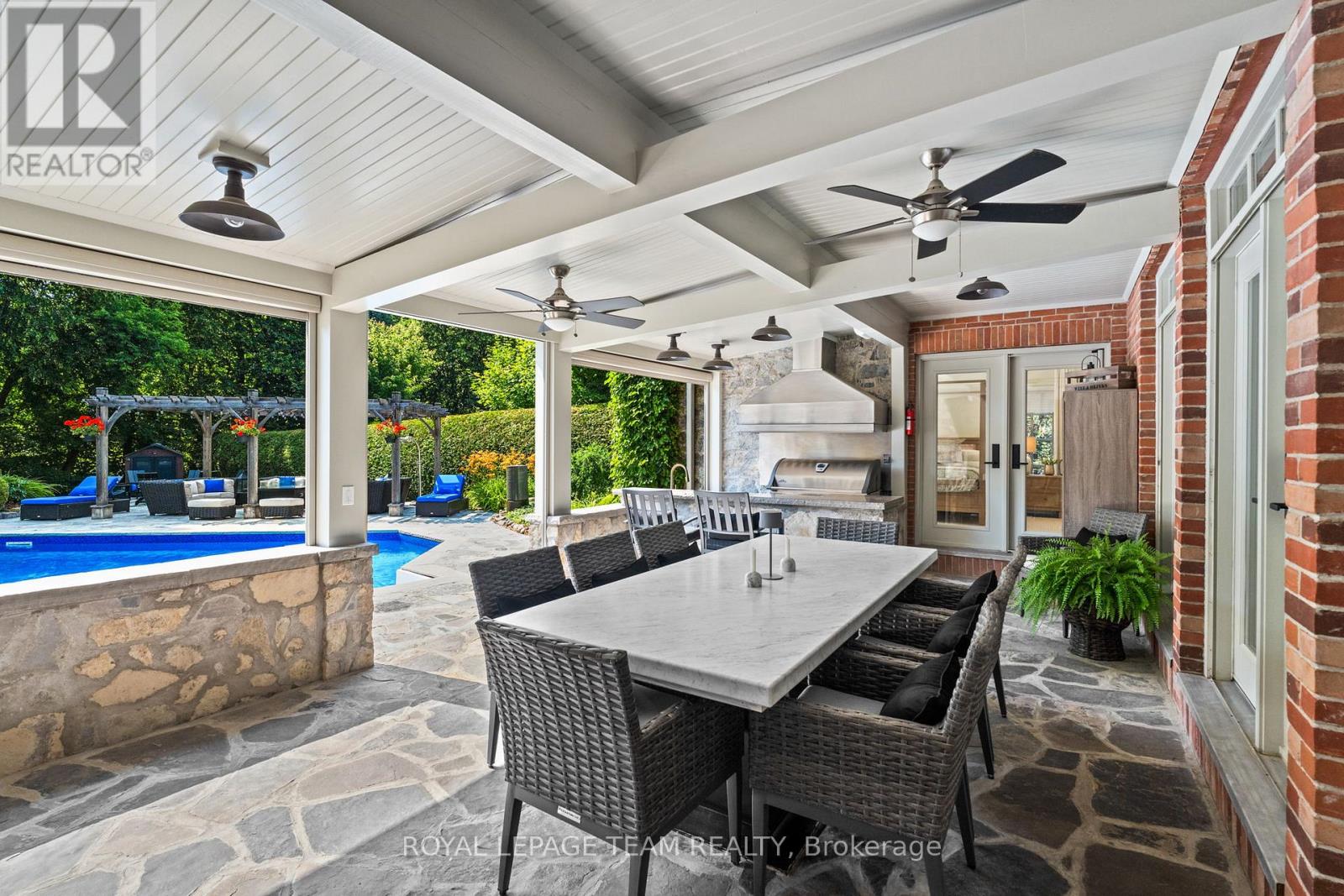 5572 Carrison Drive