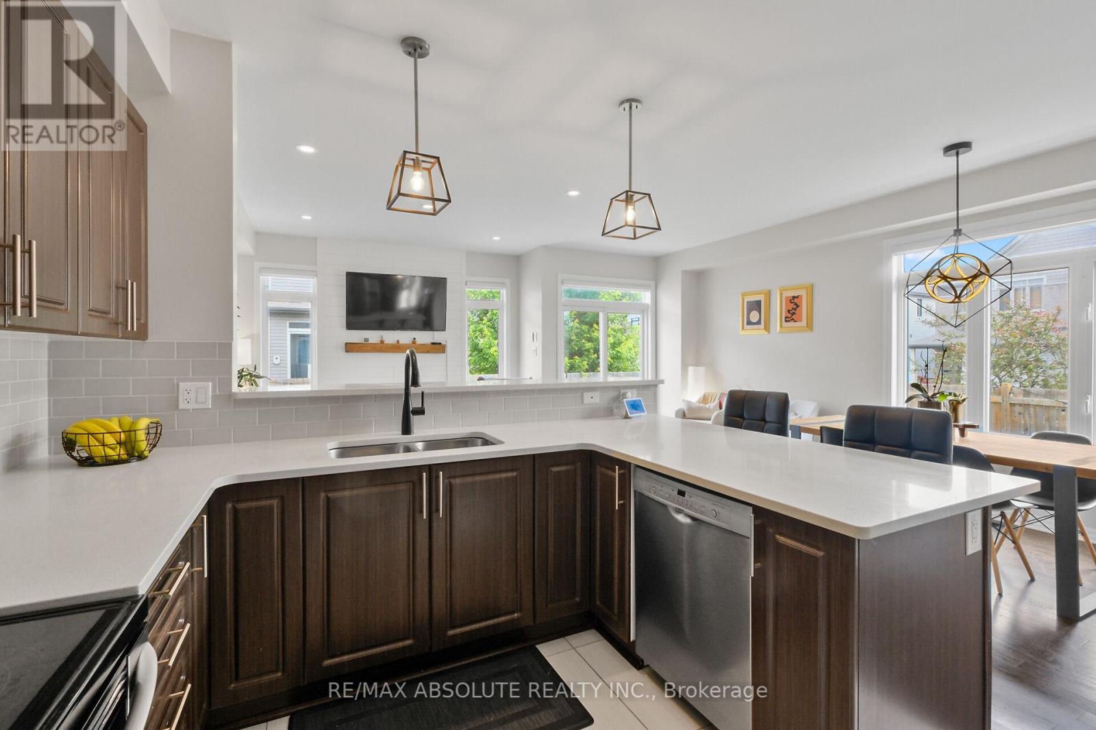 243 Overberg Way