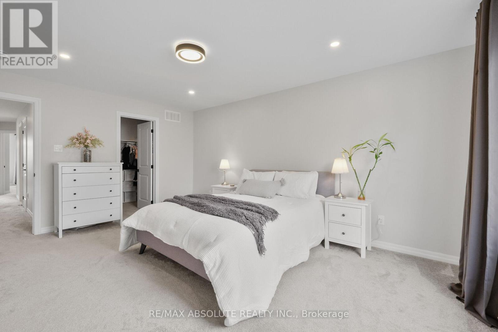 243 Overberg Way