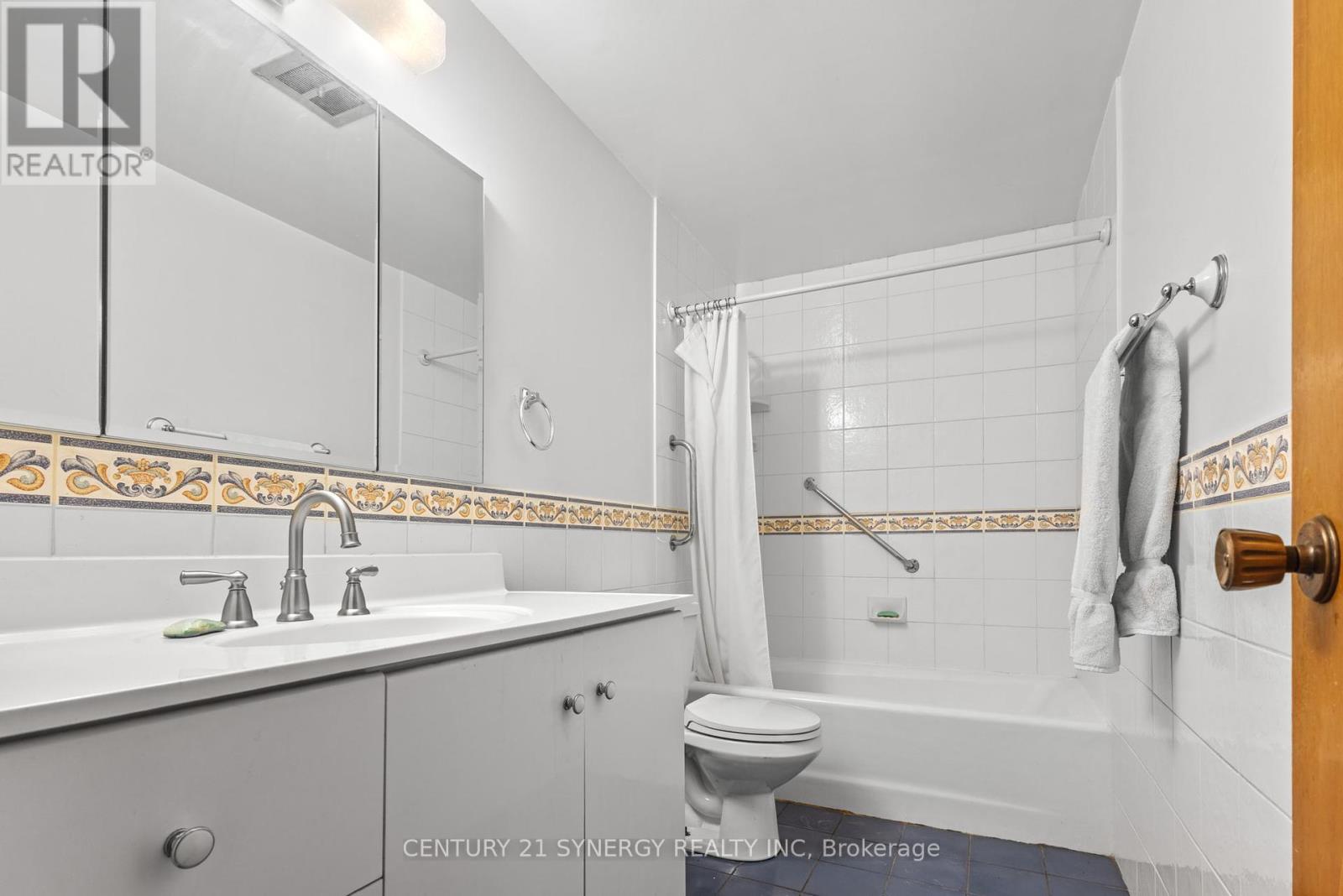 14 Silver Aspen Crescent