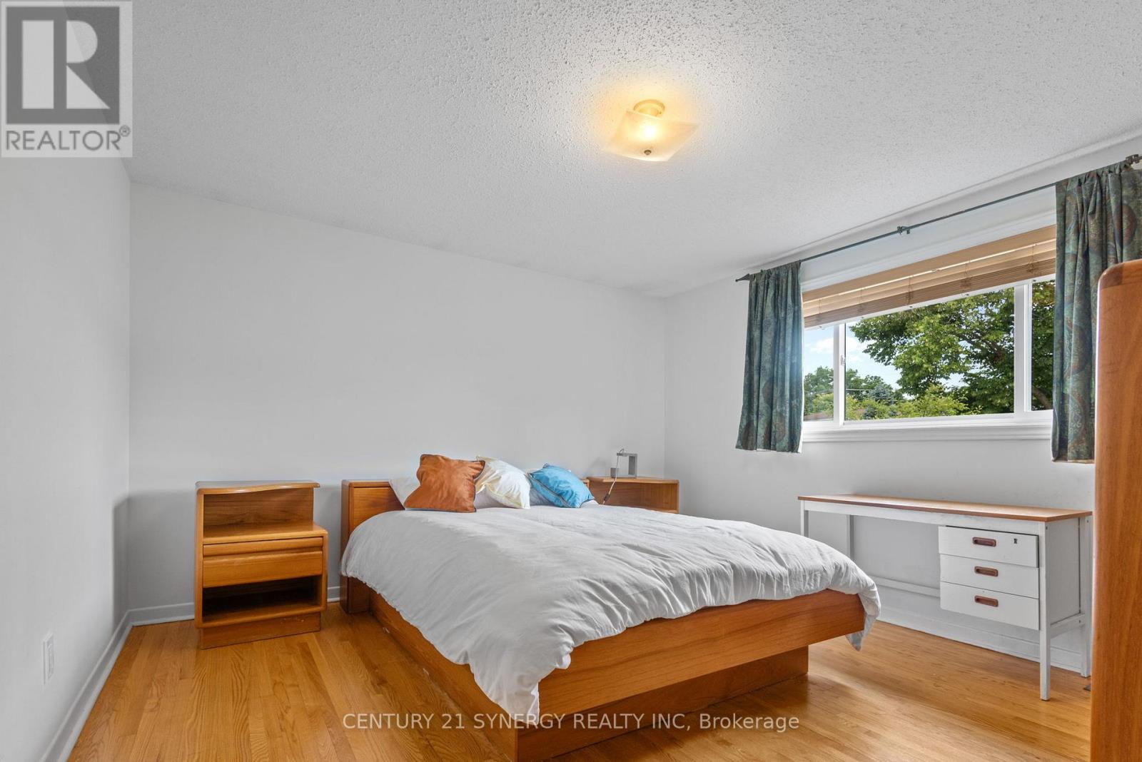 14 Silver Aspen Crescent