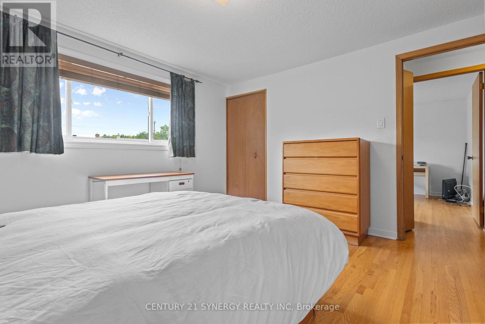 14 Silver Aspen Crescent