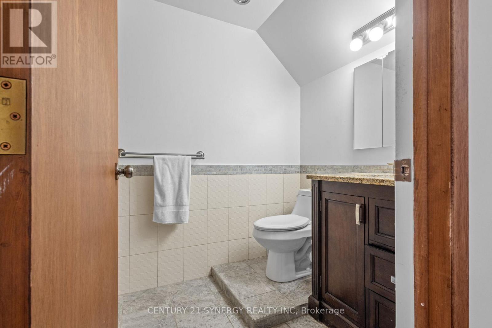 14 Silver Aspen Crescent