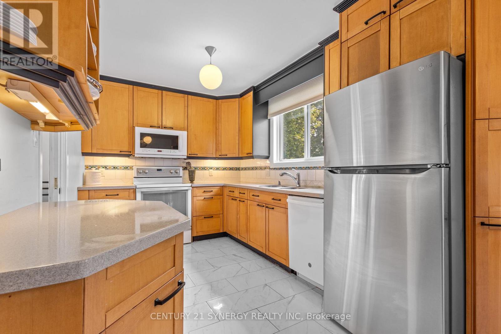 14 Silver Aspen Crescent