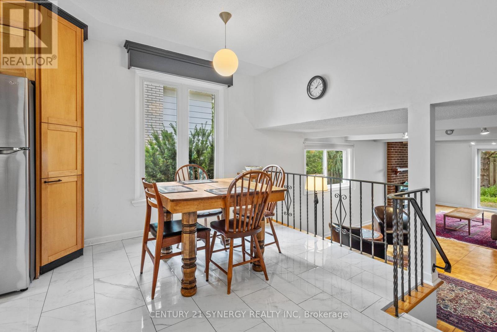 14 Silver Aspen Crescent