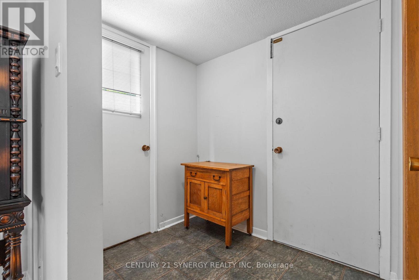 14 Silver Aspen Crescent