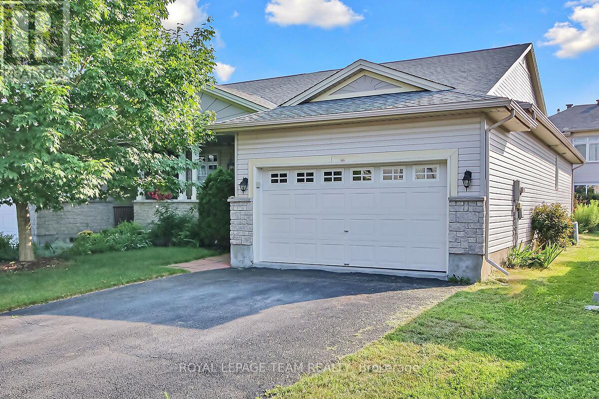 48 Village Walk