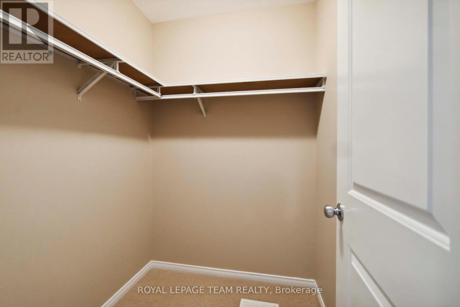 910 Caldermill Private