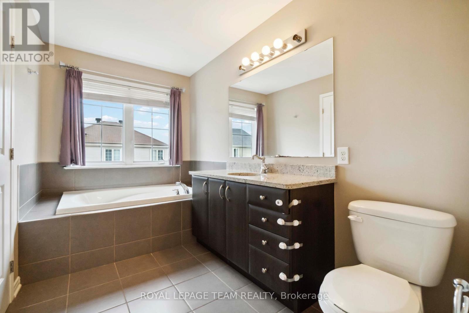 910 Caldermill Private