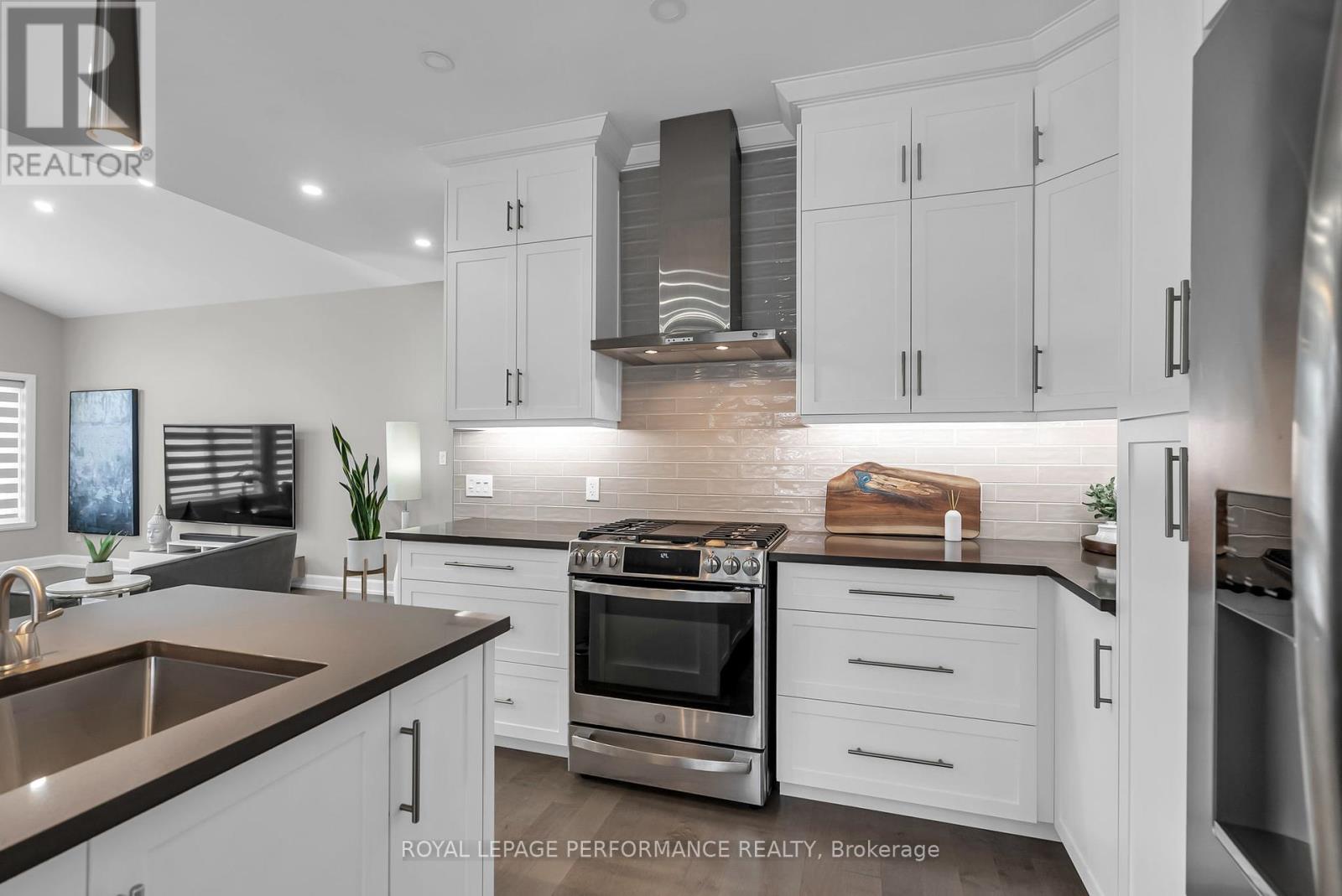 4 Matthew Kieran Crescent