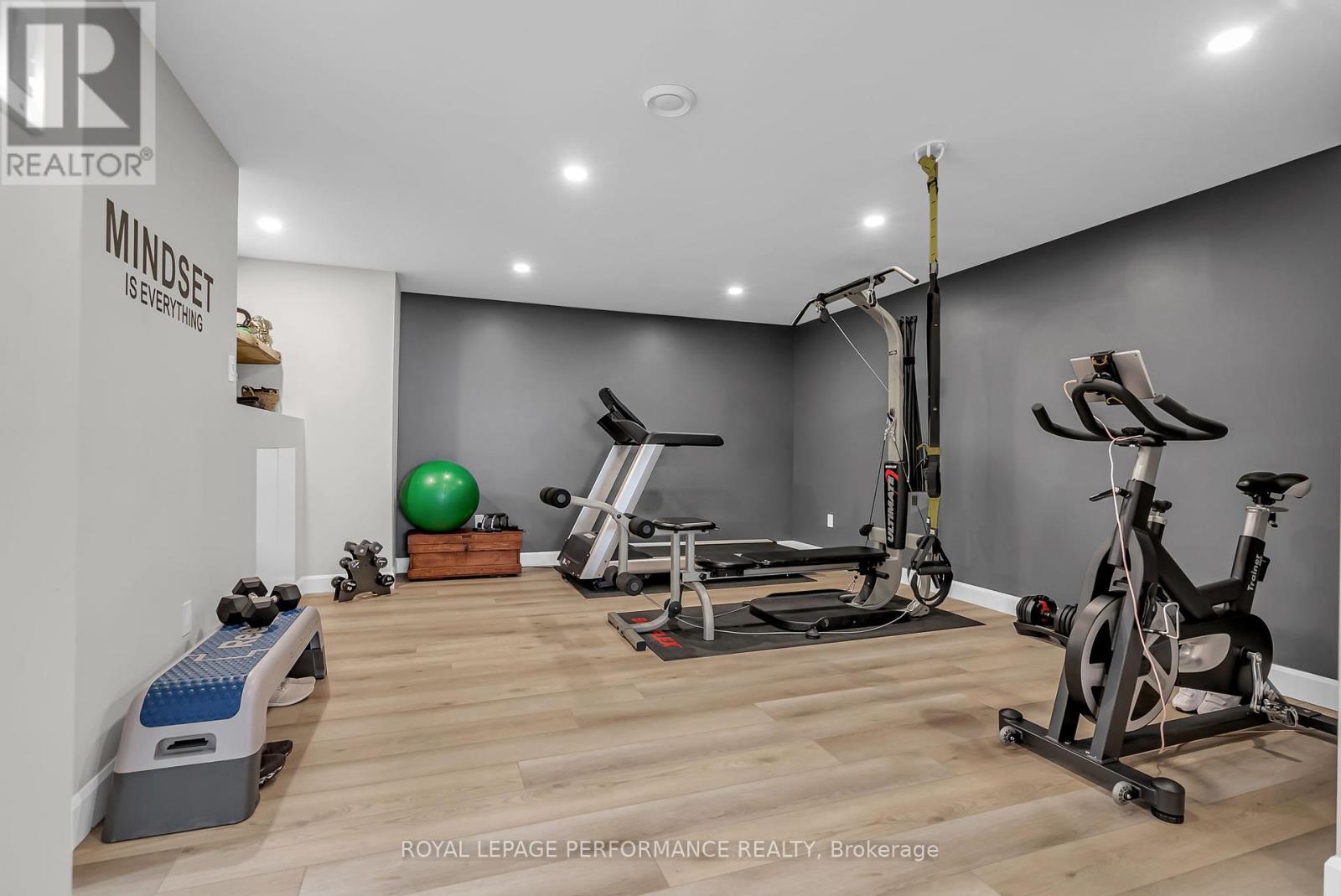 4 Matthew Kieran Crescent