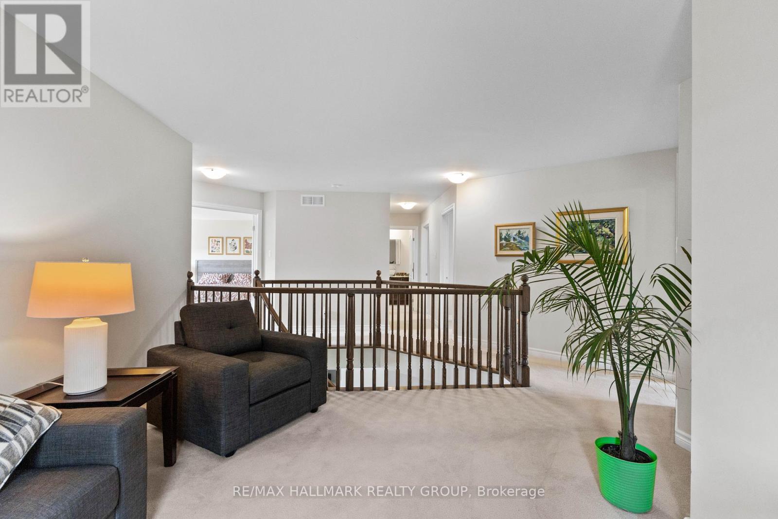 112 Gracewood Crescent