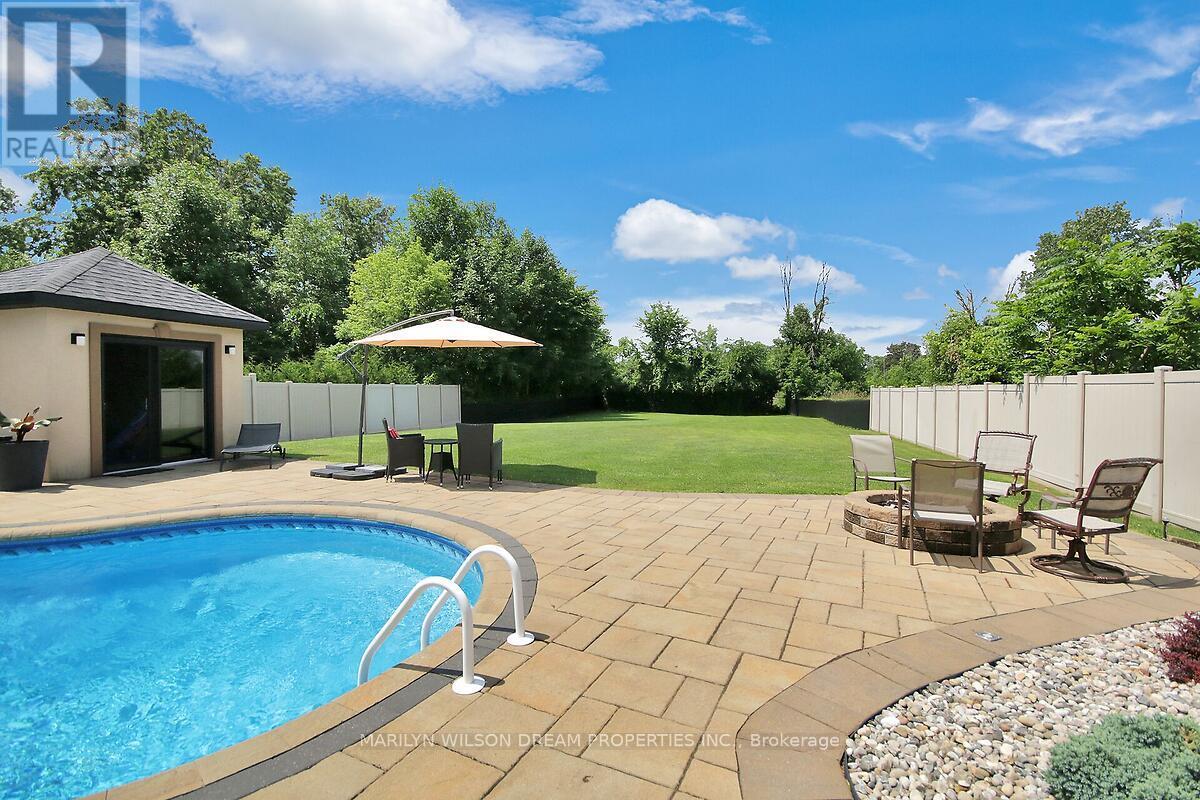 1419 Balmoral Drive