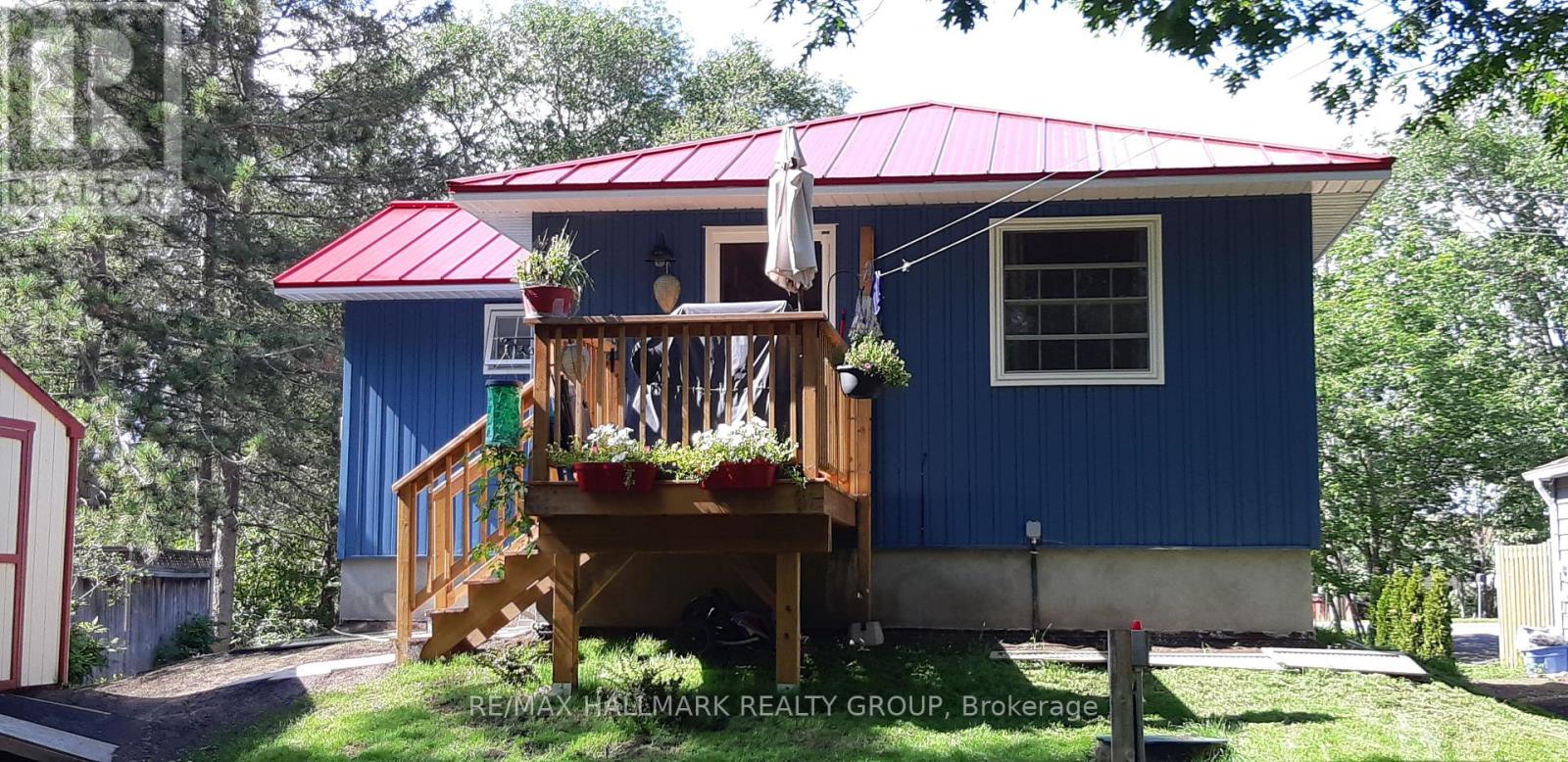 715 Bayview Drive