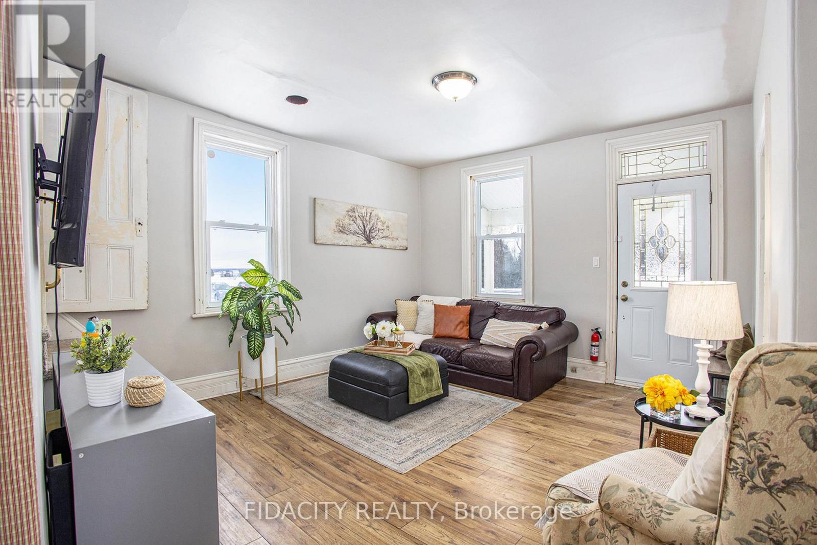 5046 Carp Road