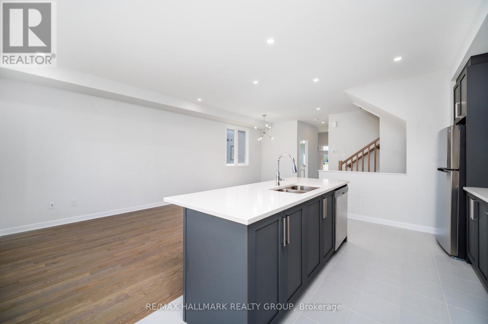 315 Blossom Pass Terrace