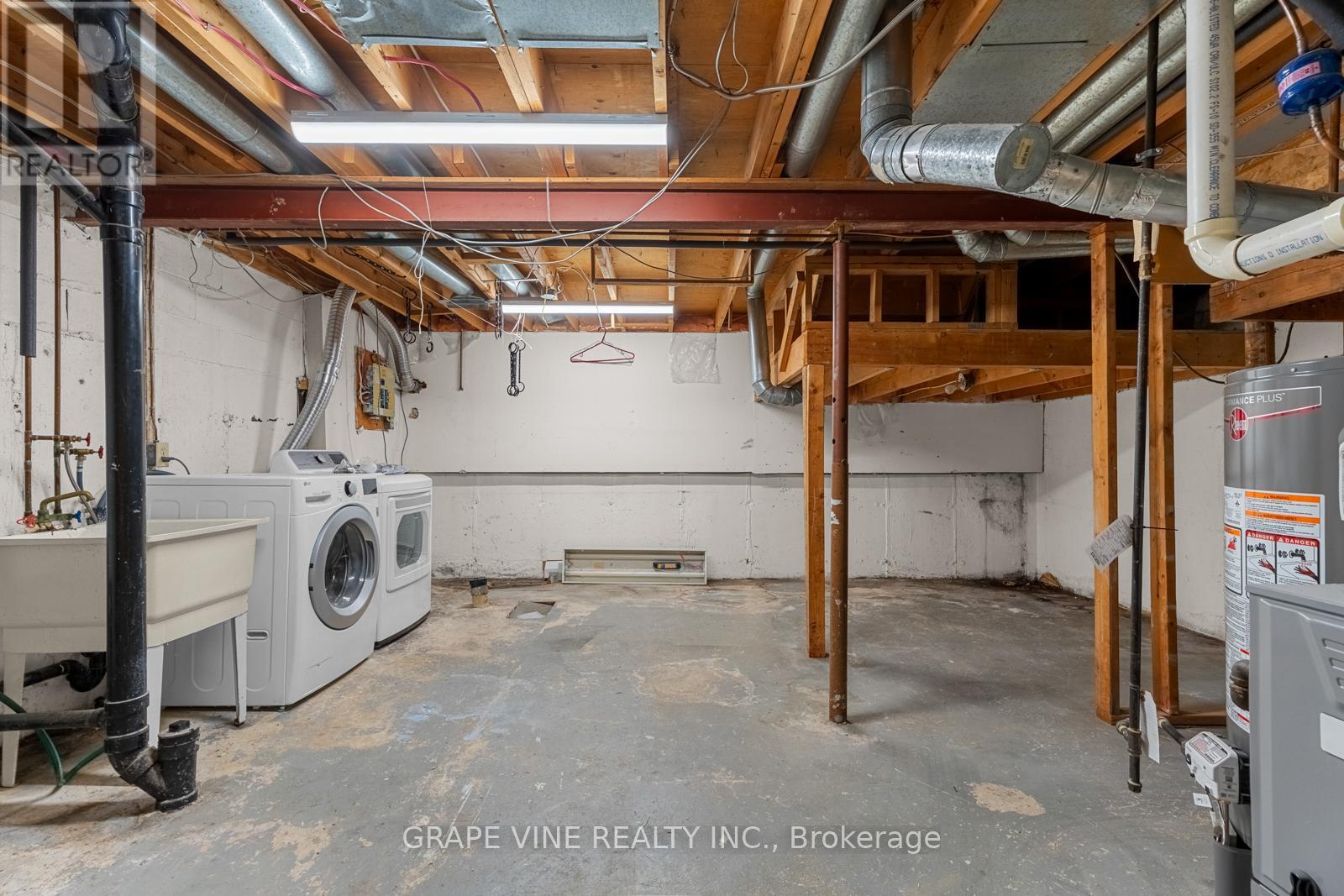 31 - 2671 Pimlico Crescent