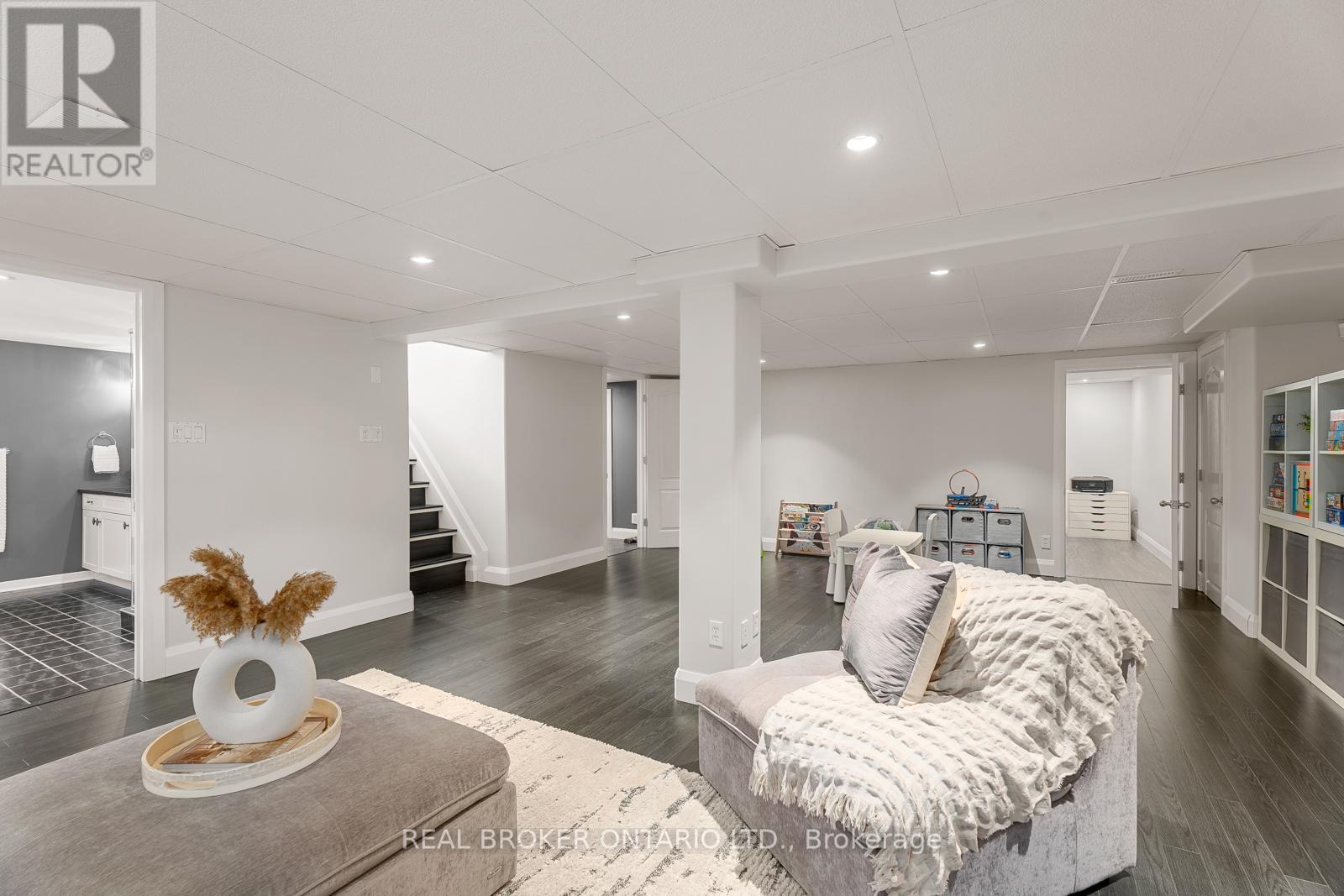 752 Smyth Road