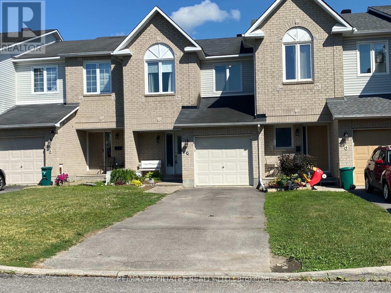 6 Eagleview Street