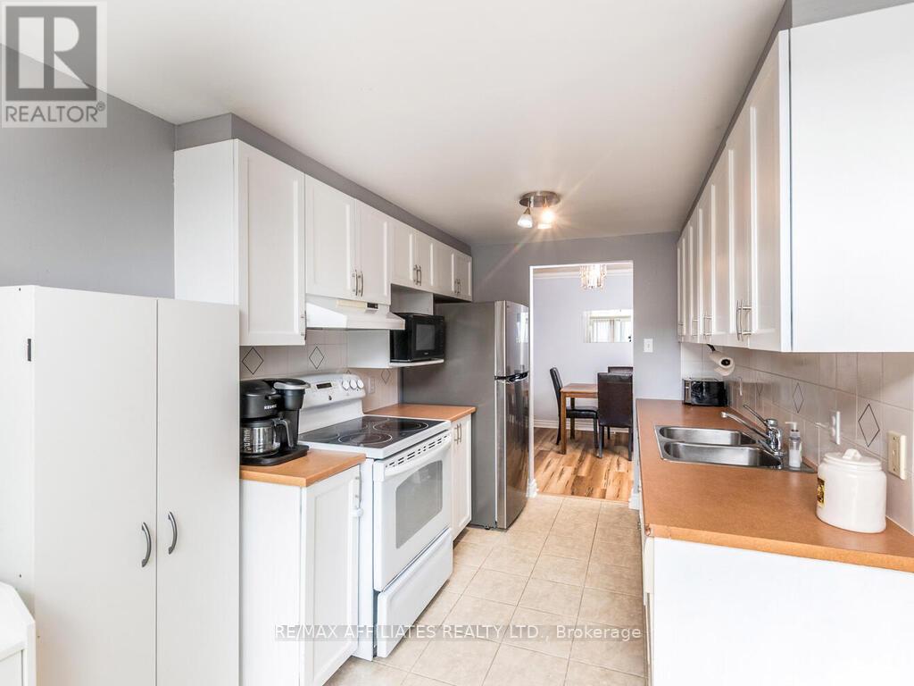 6 Eagleview Street