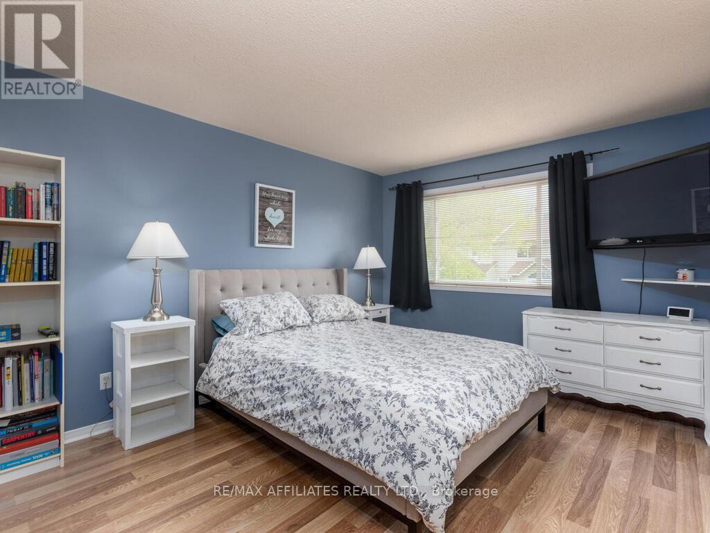 6 Eagleview Street