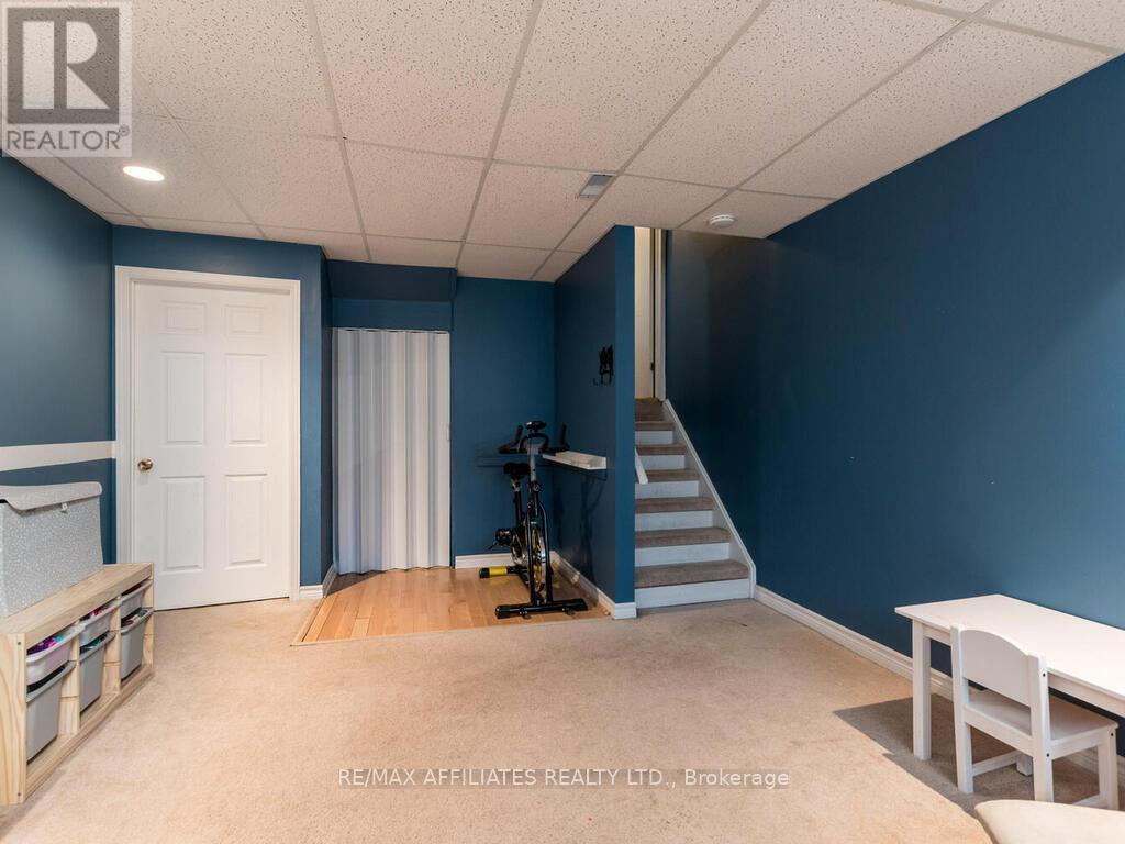 6 Eagleview Street