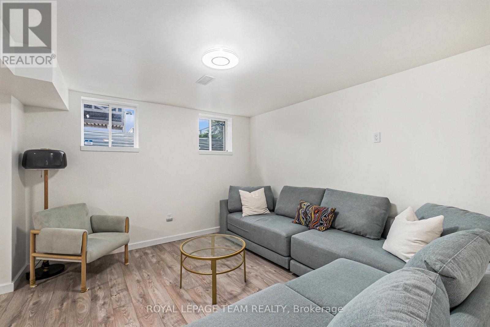 622 Malahat Way