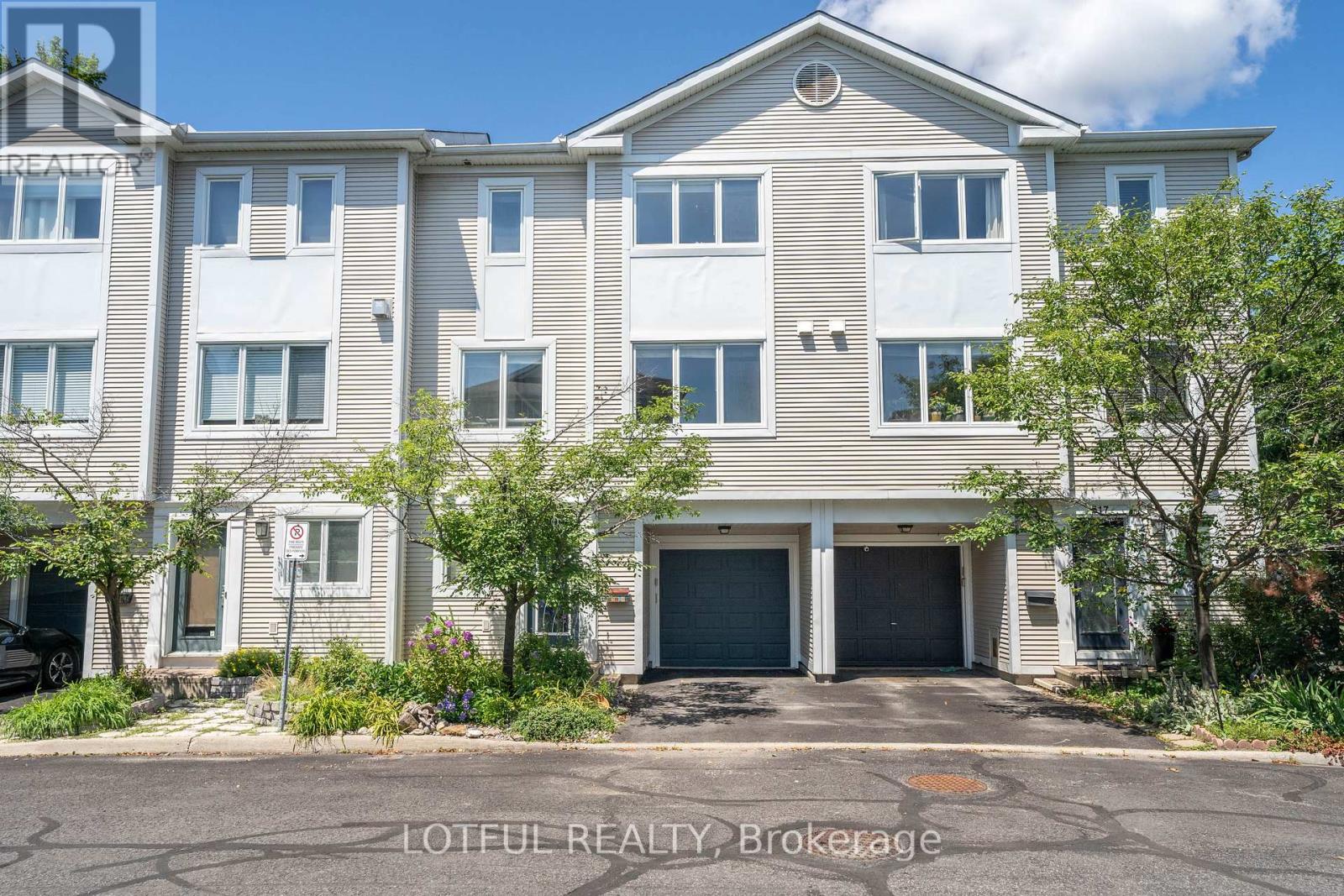 515 Burleigh Private