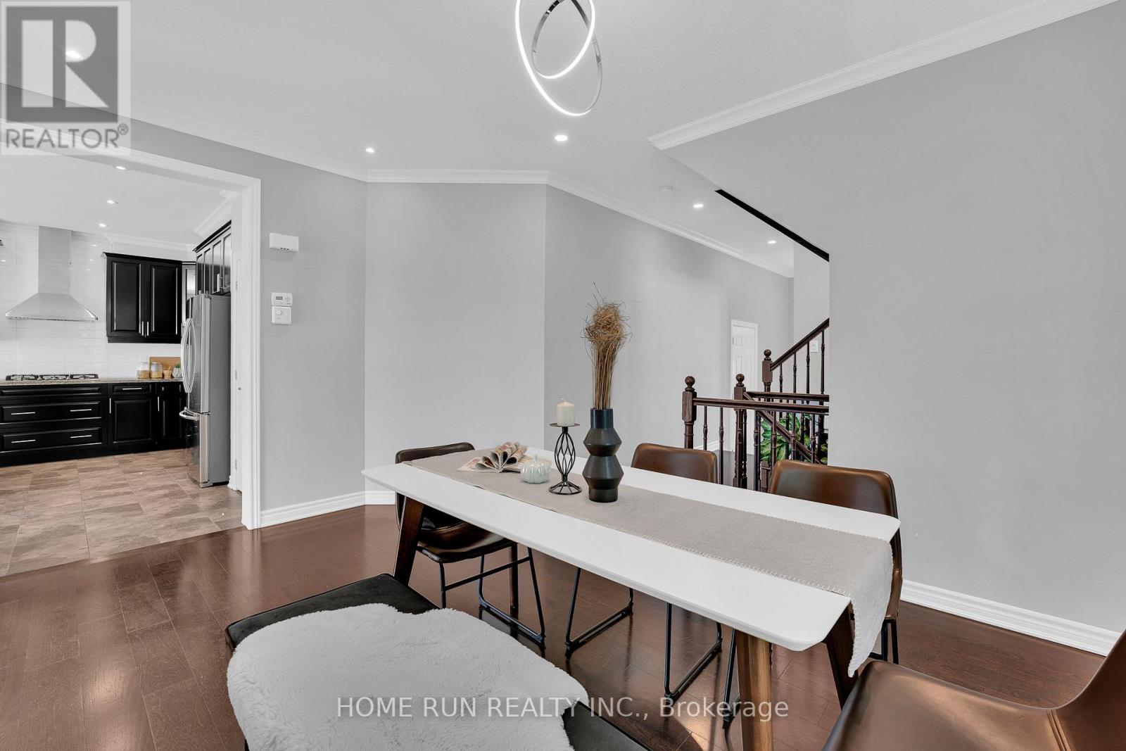 335 Gallantry Way
