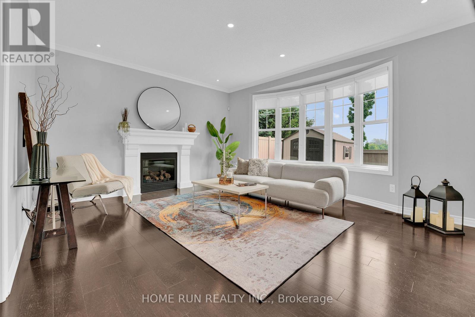 335 Gallantry Way