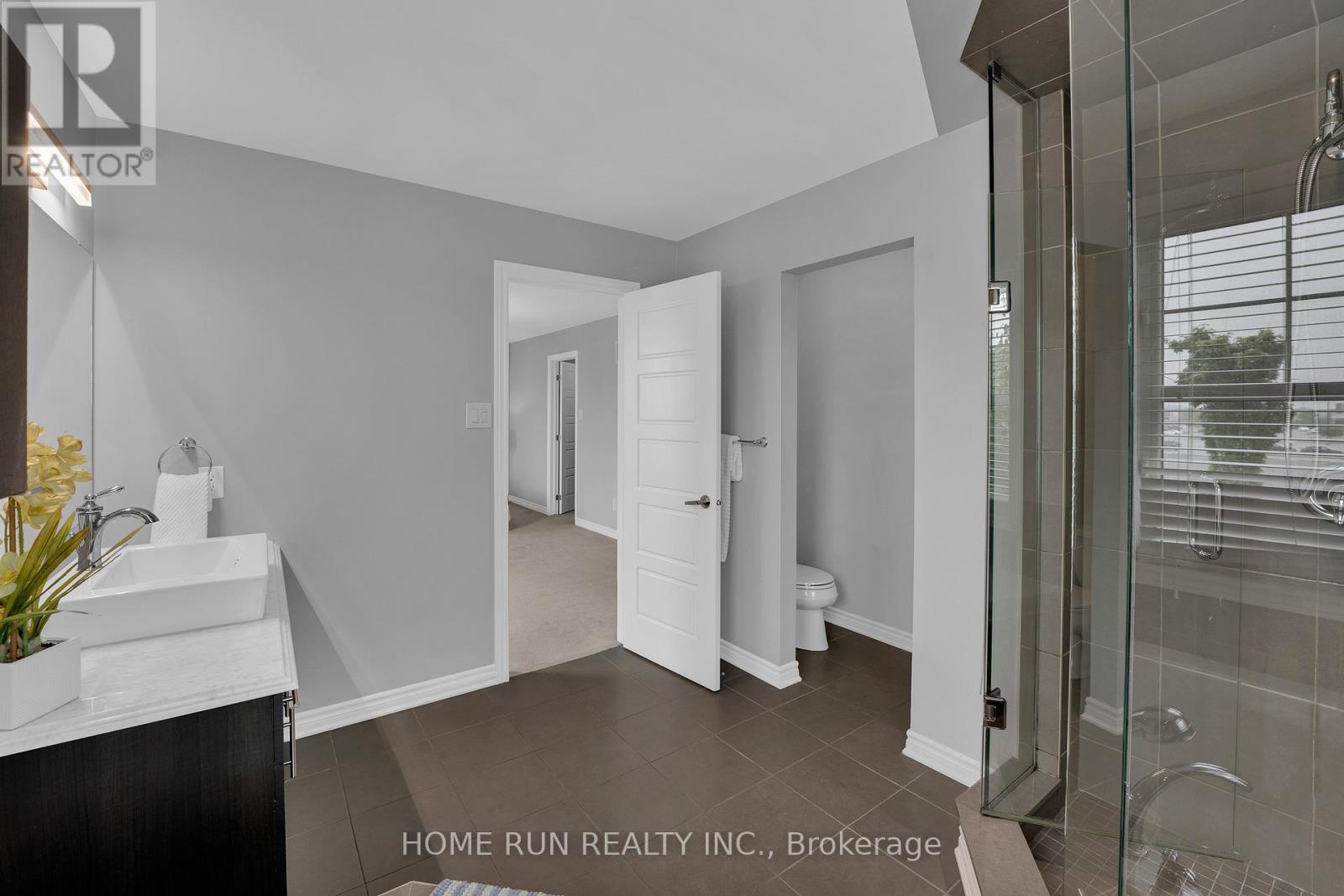 335 Gallantry Way