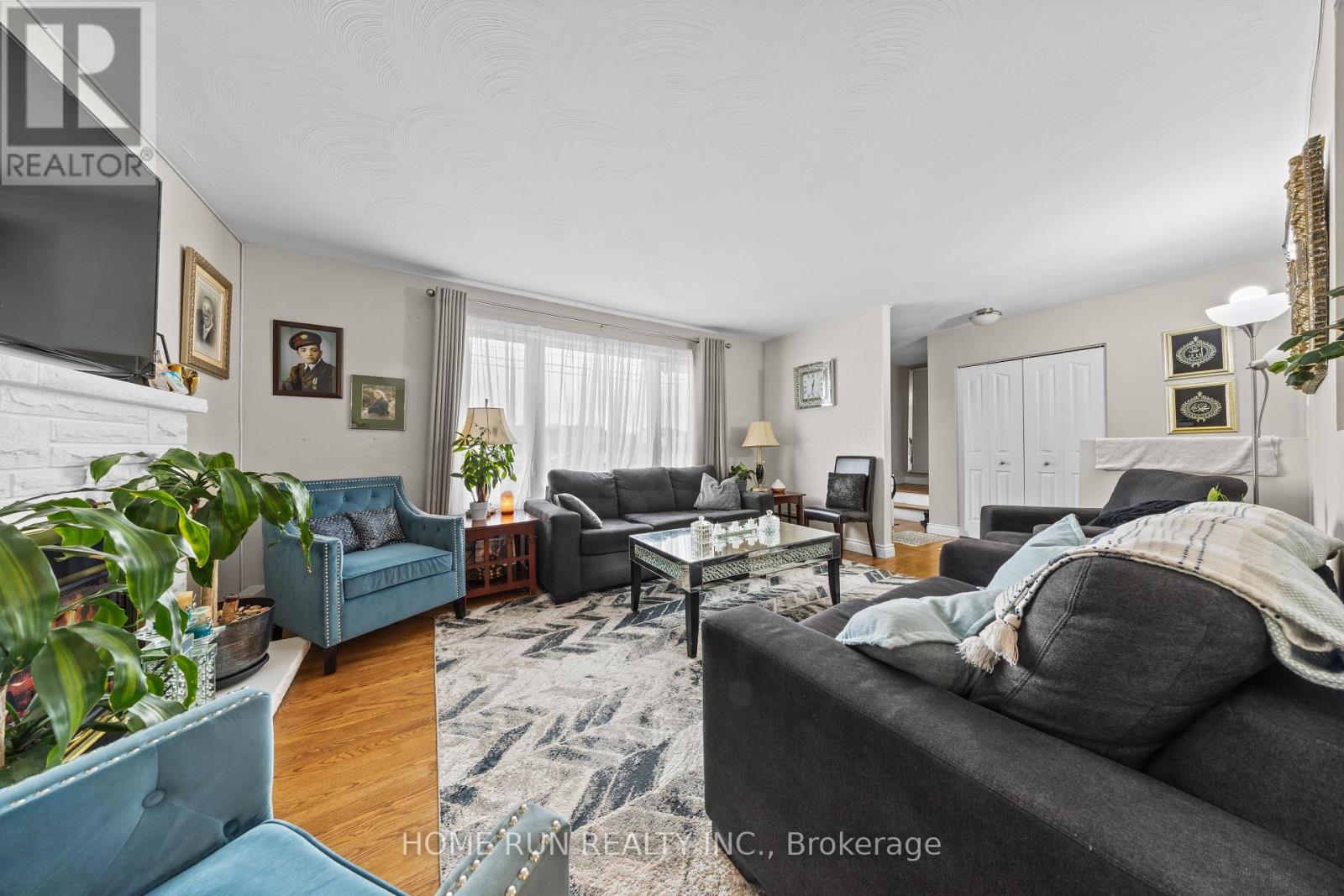 44 Knoxdale Road