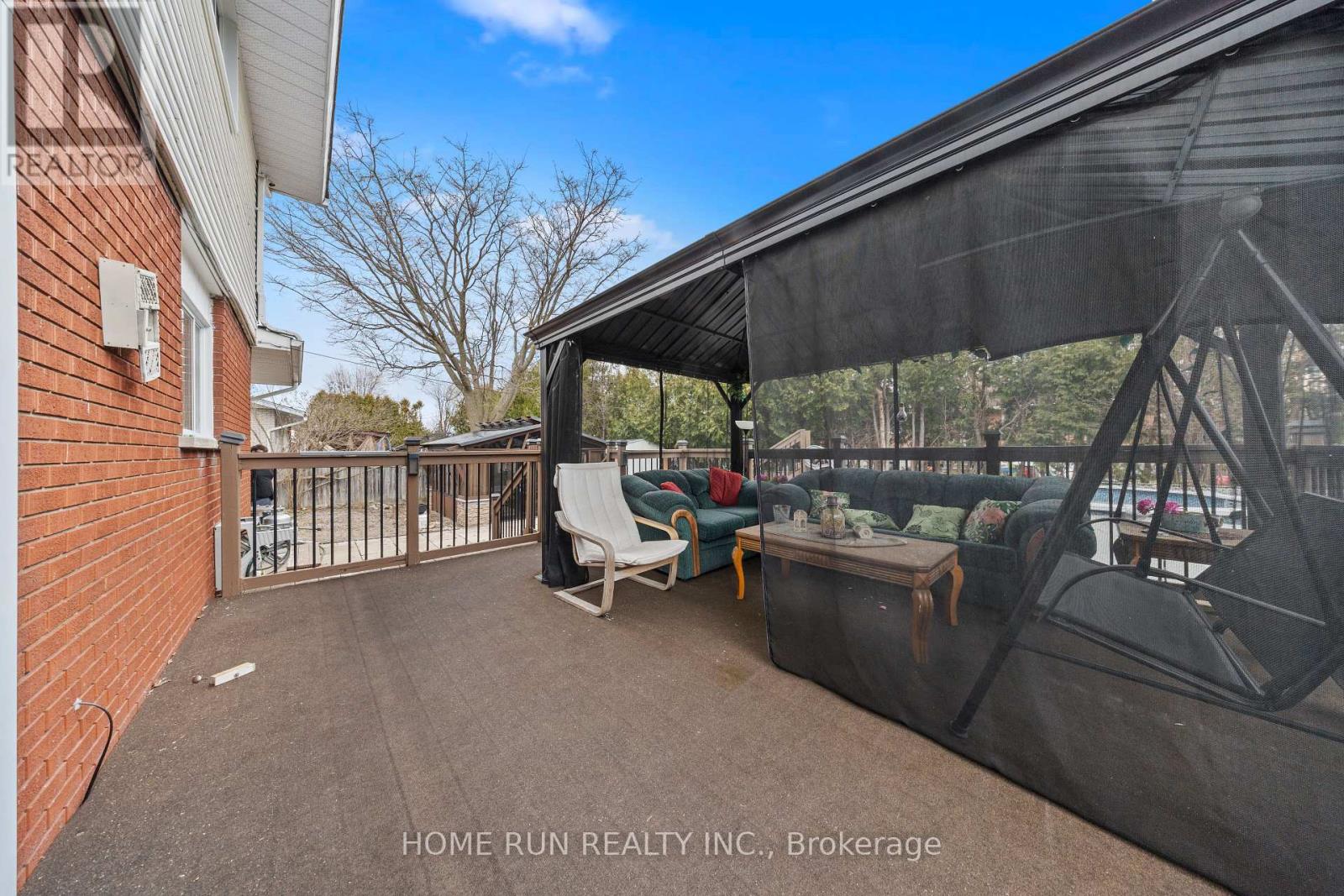 44 Knoxdale Road