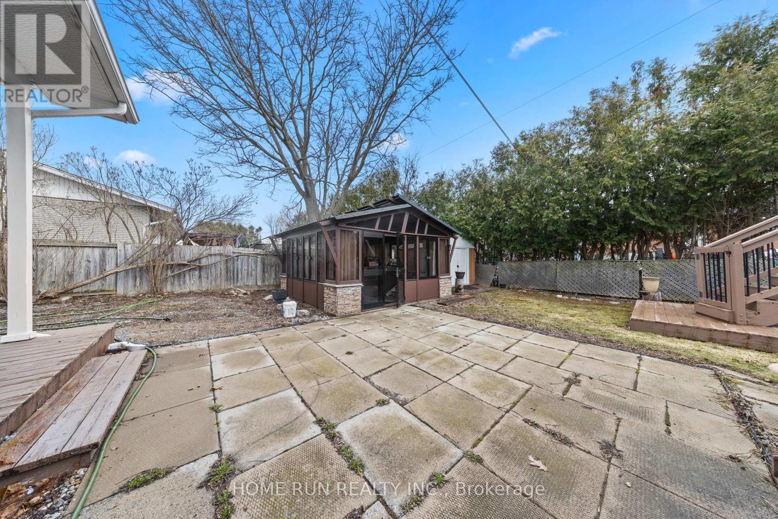 44 Knoxdale Road