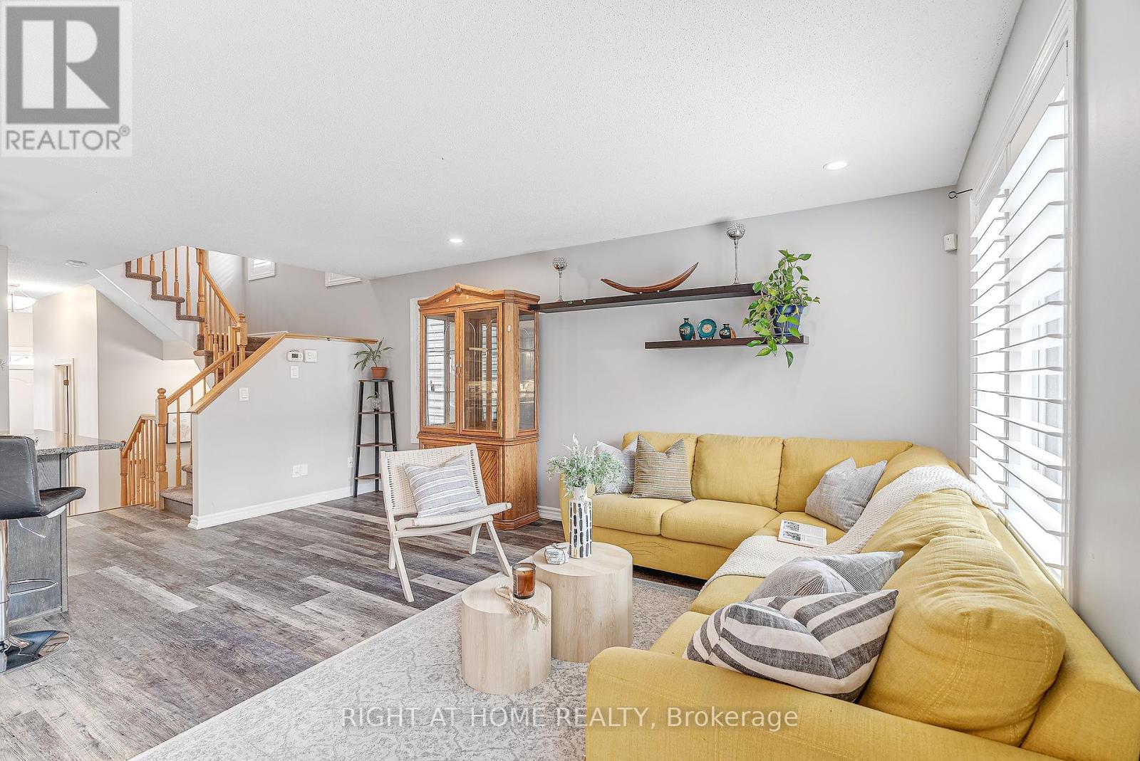 317 Glenbrae Avenue