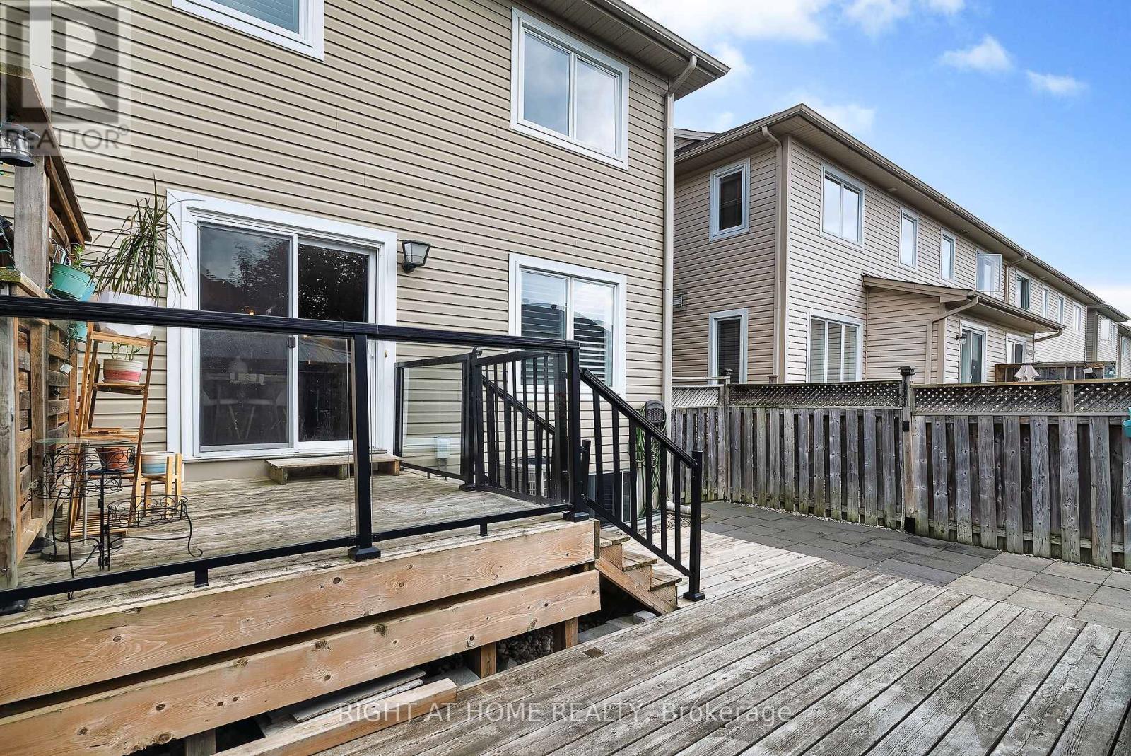 317 Glenbrae Avenue