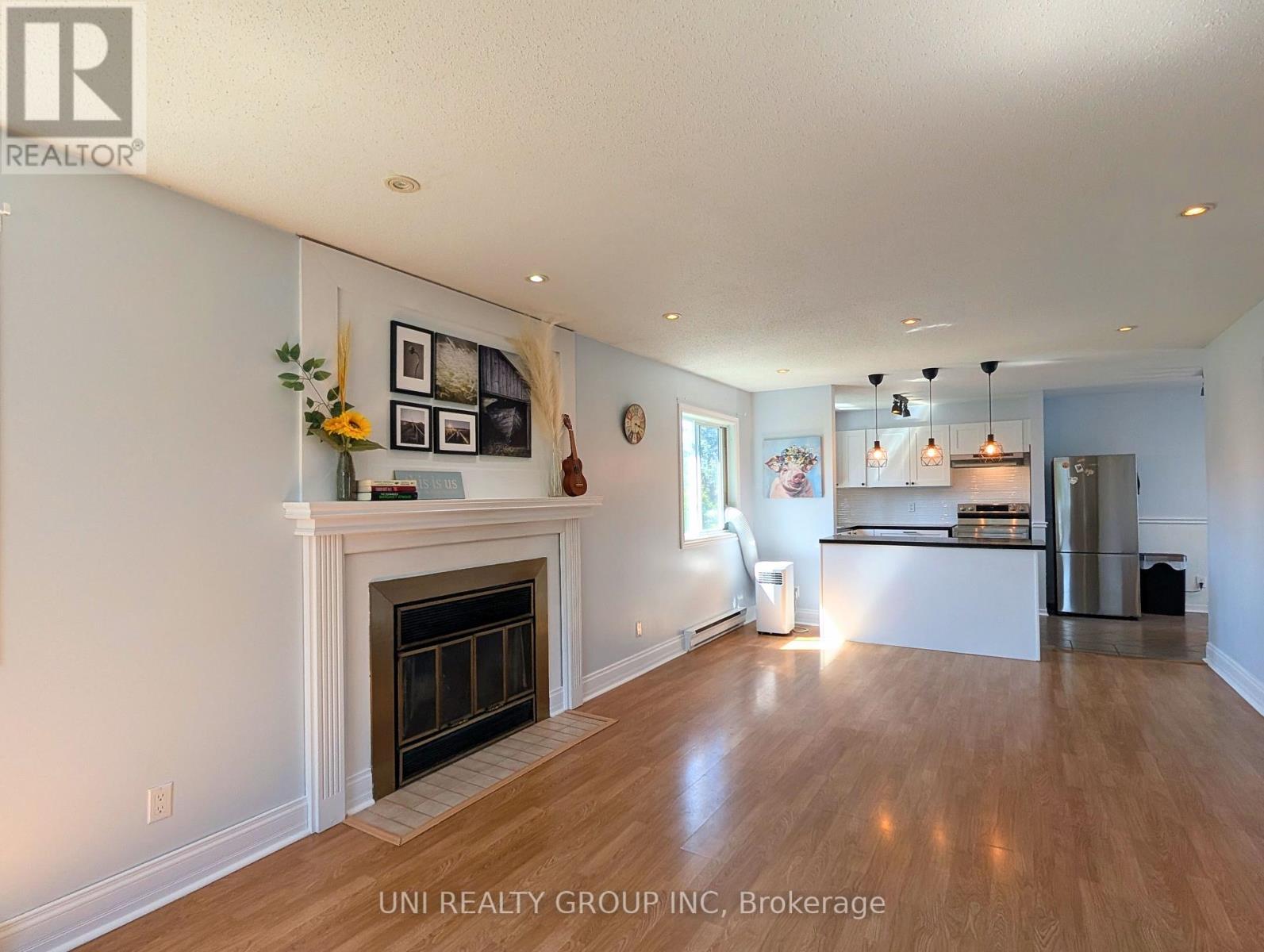 120 Castlegreen Private