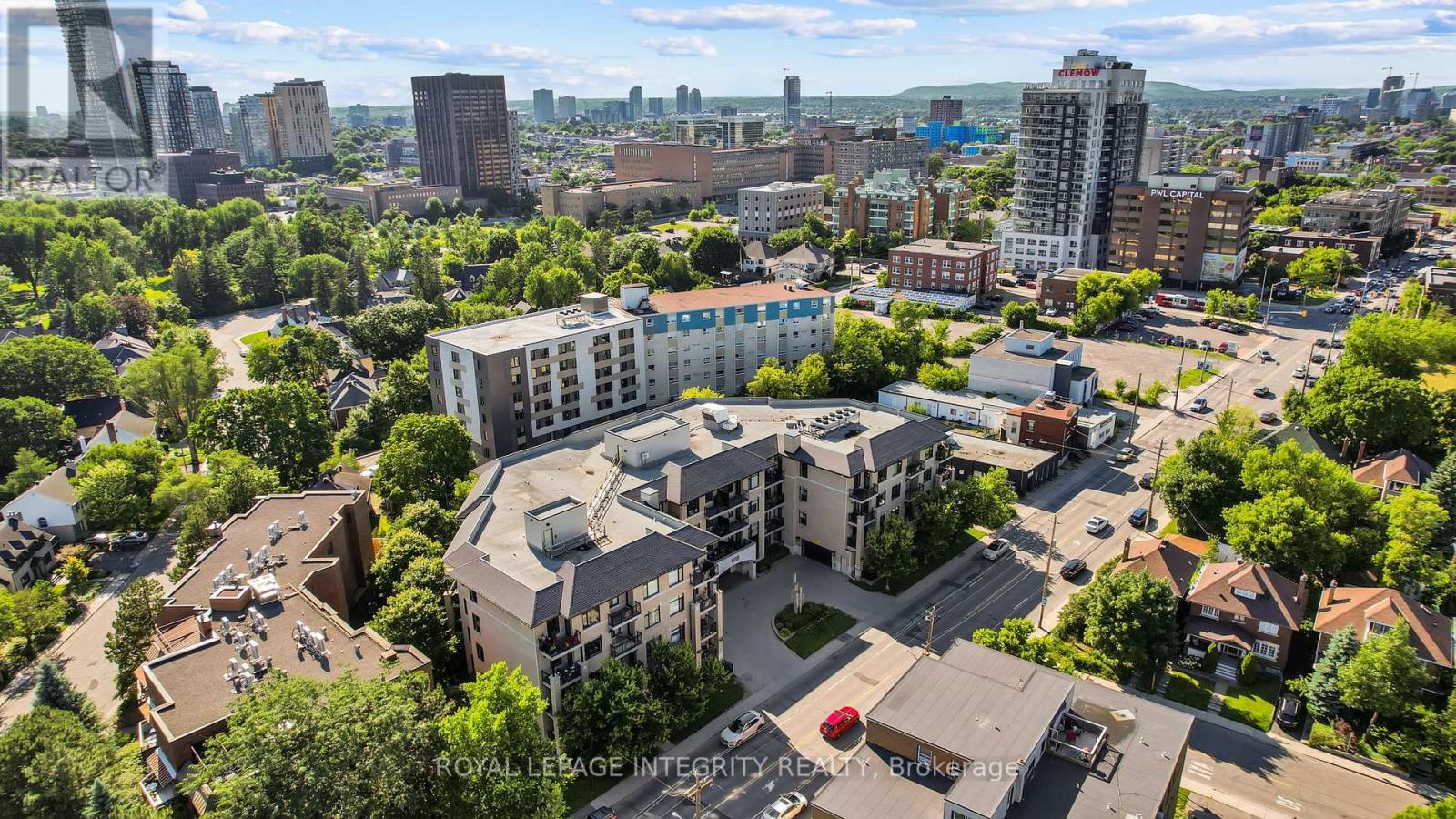114 - 808 Bronson Avenue