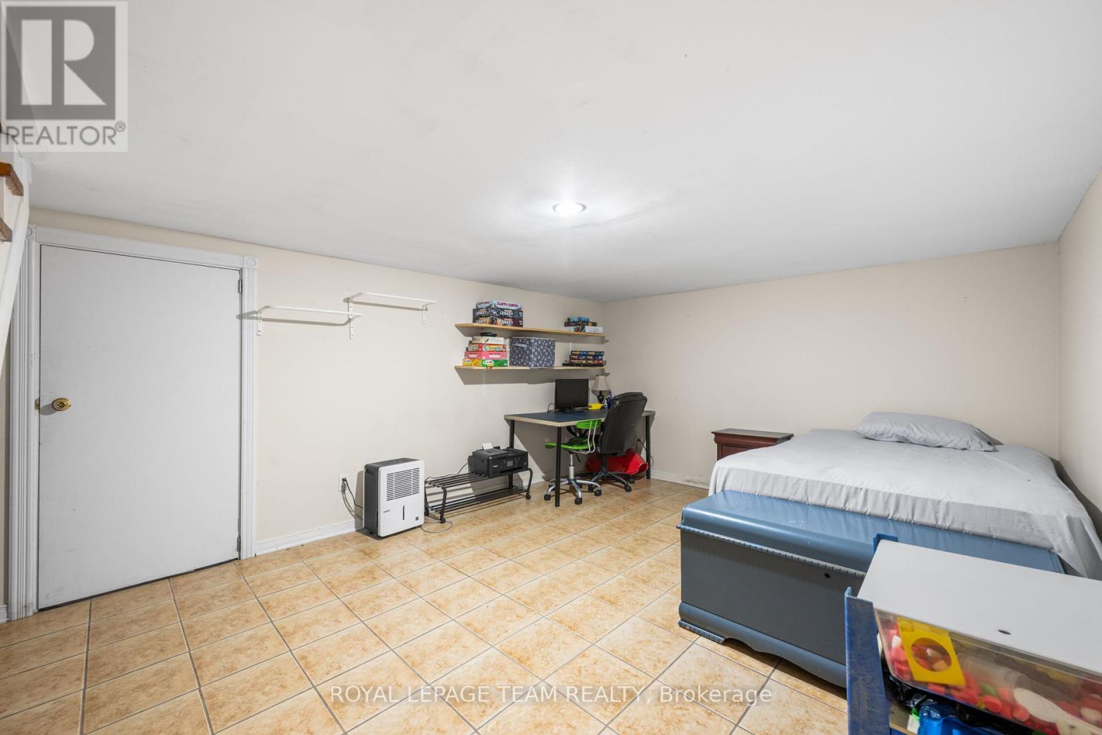 590 Scotch Line Road W