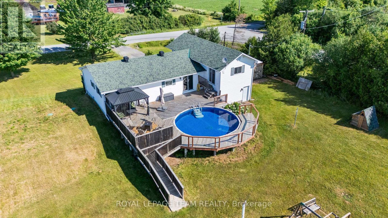 590 Scotch Line Road W