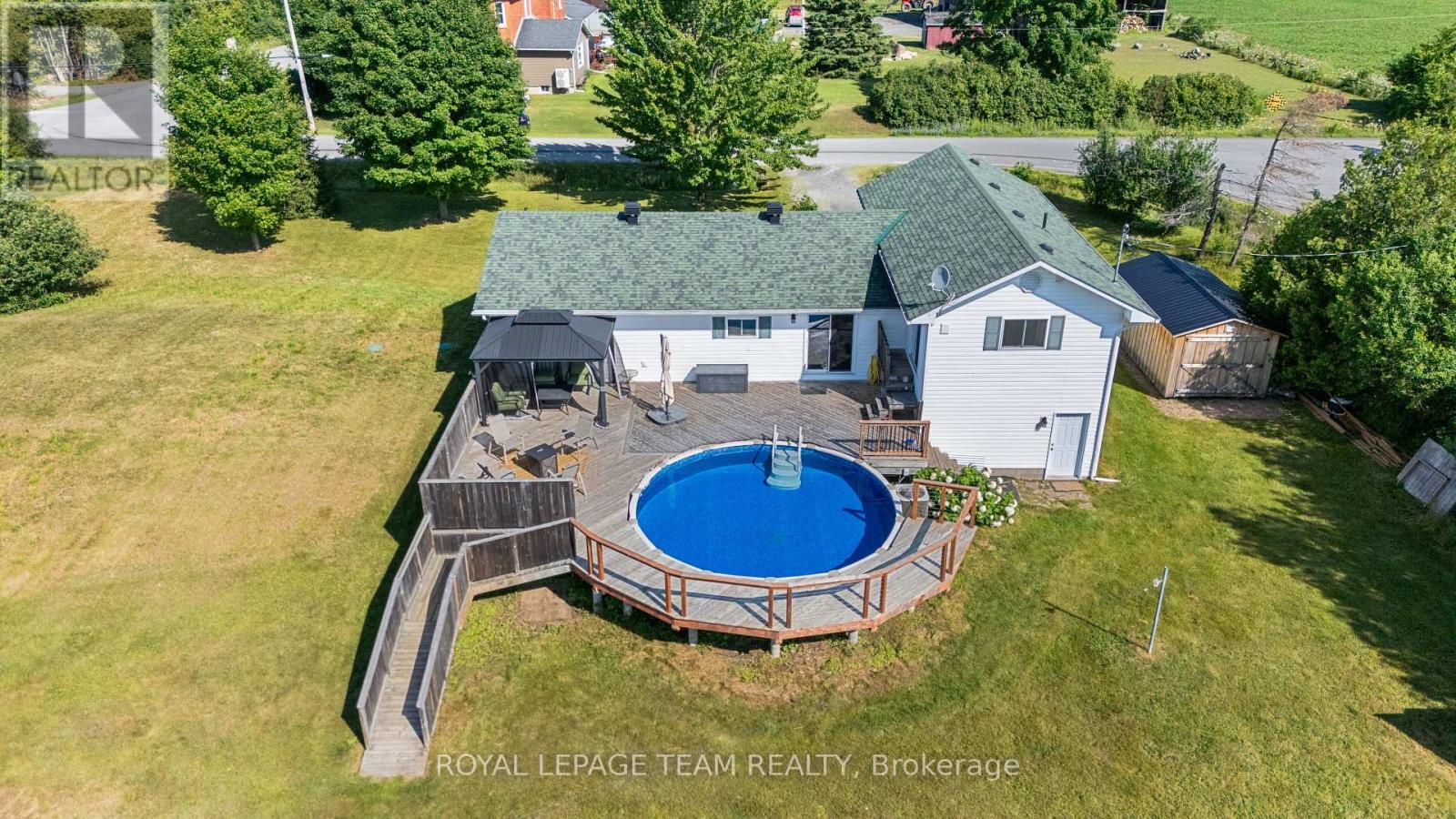 590 Scotch Line Road W
