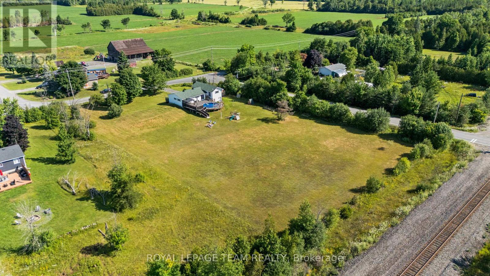 590 Scotch Line Road W