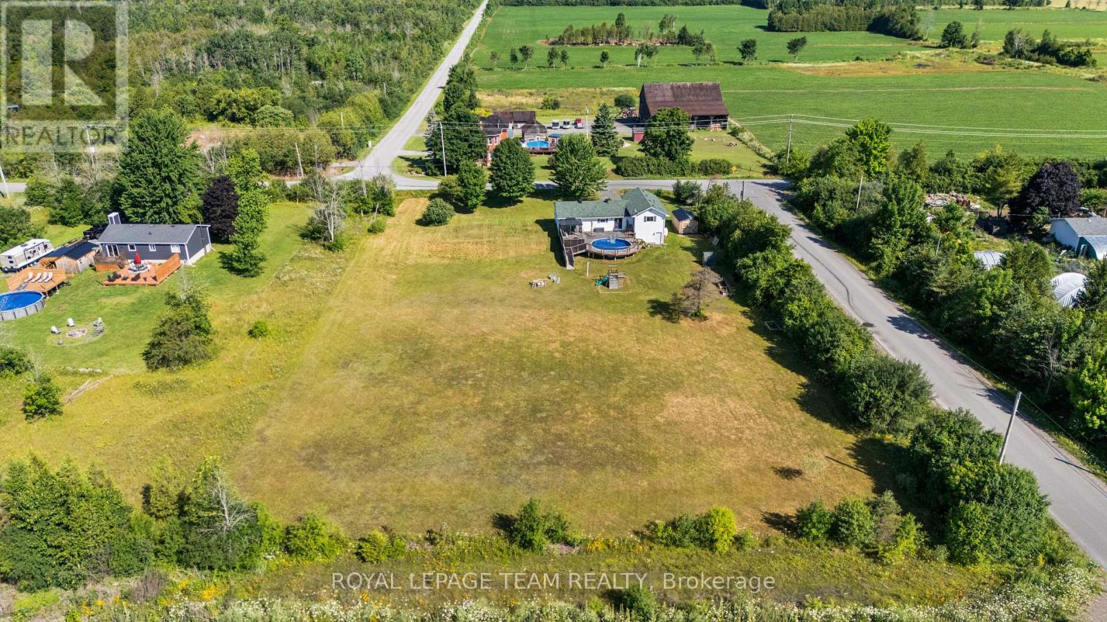 590 Scotch Line Road W