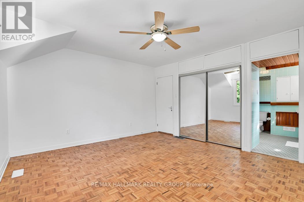 33 Rockcliffe Way