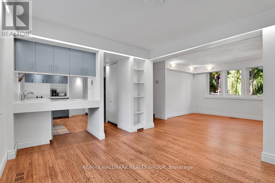 33 Rockcliffe Way