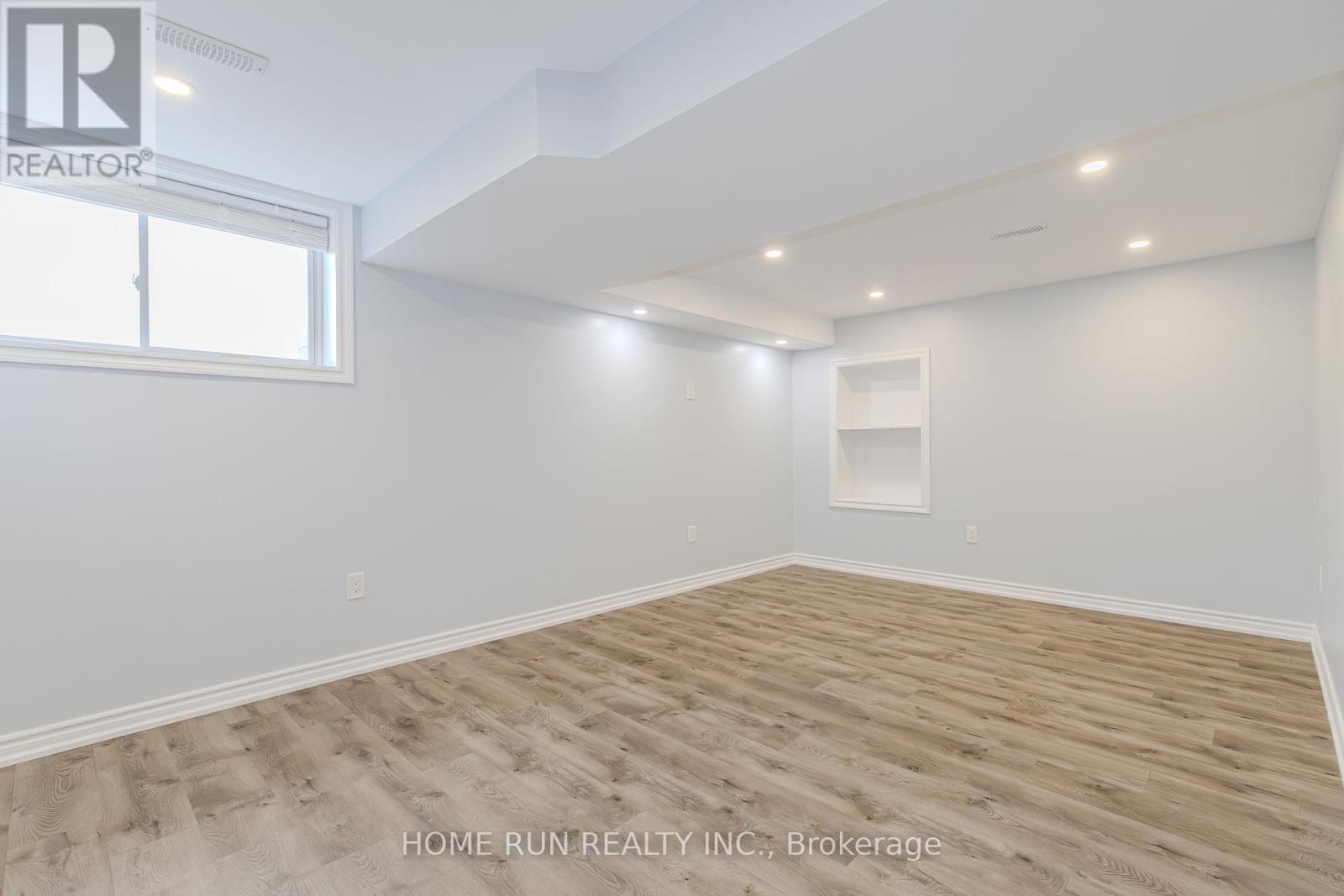 240 Alex Polowin Avenue