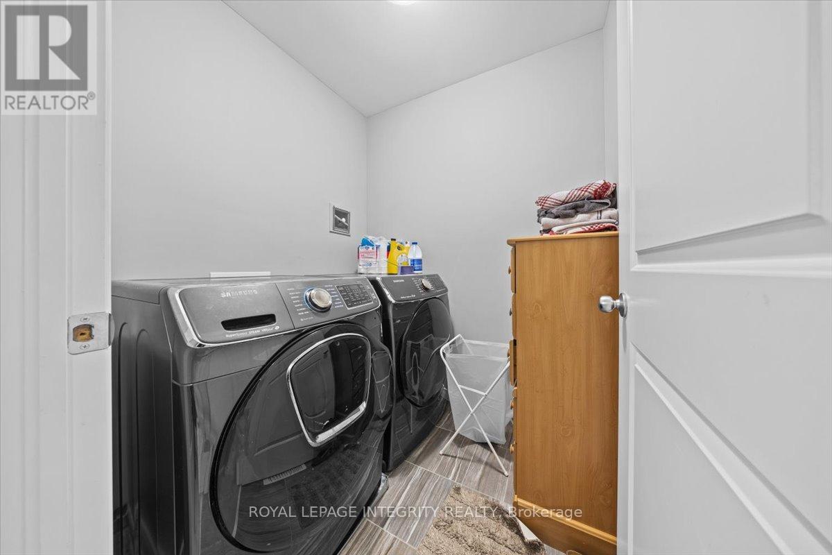 14 Hackney Private